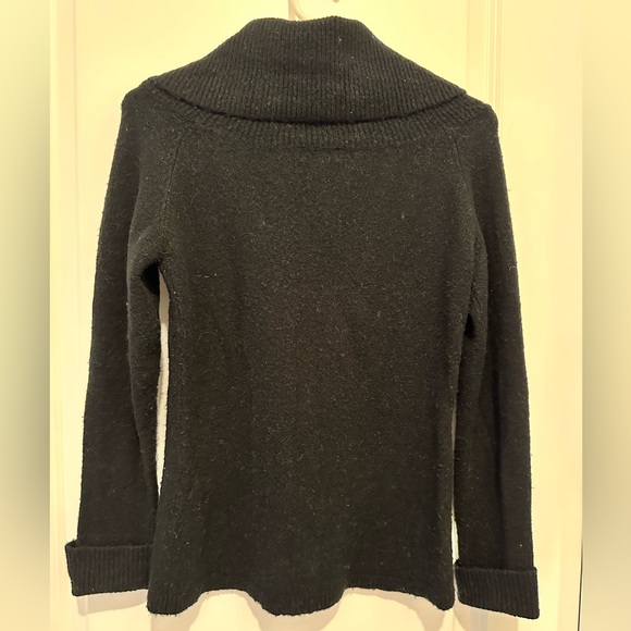 Guess Jeans Black Sweater - Picture 2 of 3